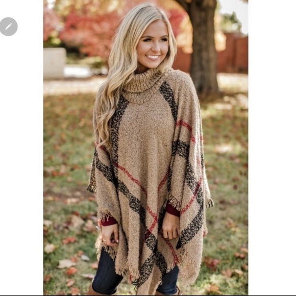PLAID DESIGN PONCHO LT OR DK KHAKI **ONLY 1 LEFT!! - Picture 4 of 8